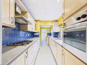 Kitchen- click for photo gallery